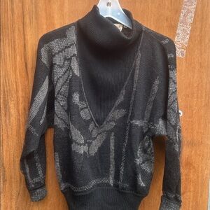 Poi by krizia vintage wool sweater sz 40